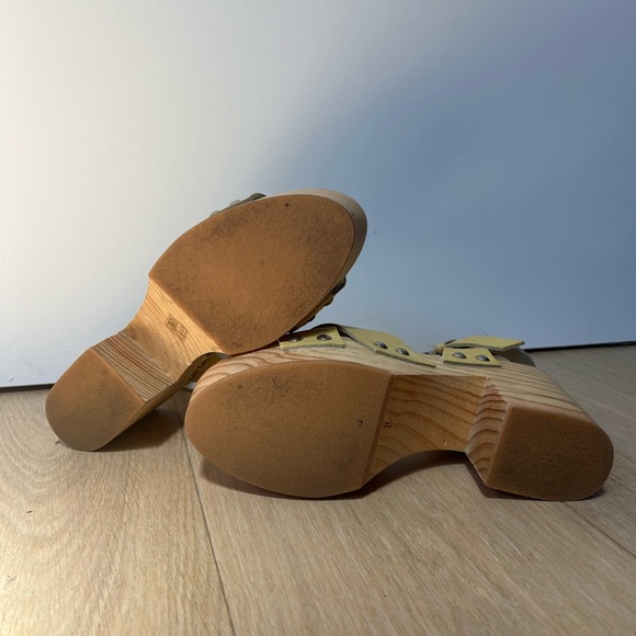 Intentionally Blank Twin Wooden Platform Sandal in Lemon Yellow | sz 8 - Picture 4 of 5